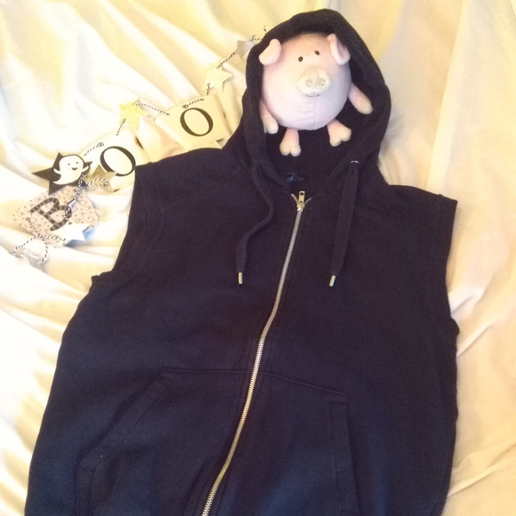 H&M Jackets & Blazers - H & M sleeveless, zip, black hoodie